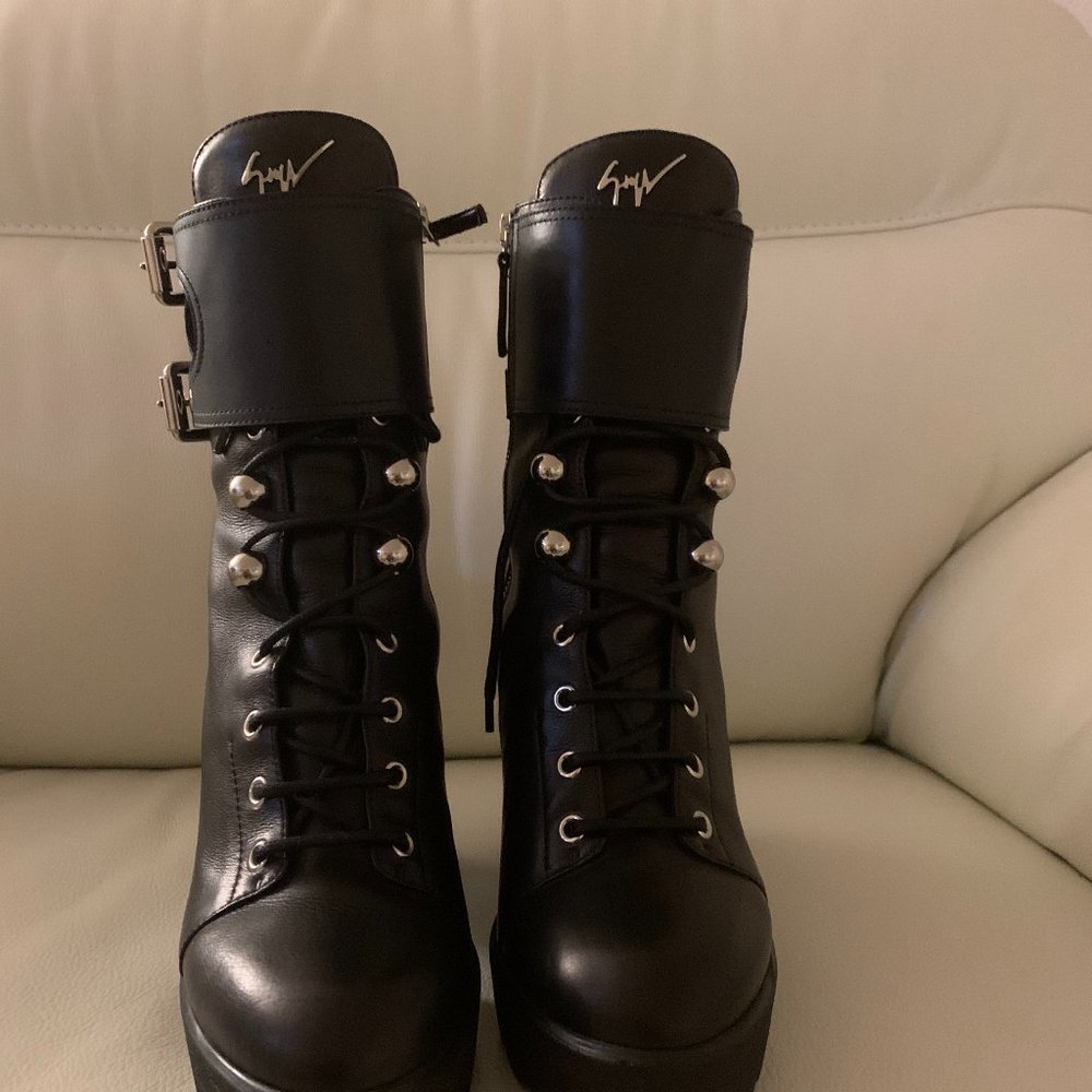 Giuseppe Zanotti Leather Boots